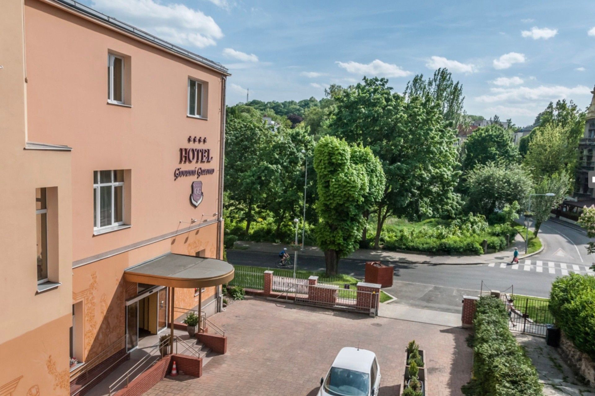 Prodej komerčního prostoru 1500 m² - foto 5
