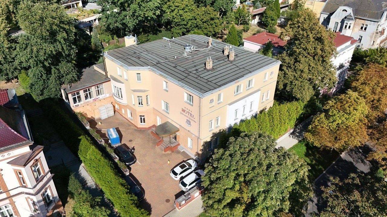 Prodej komerčního prostoru 1500 m² - foto 4