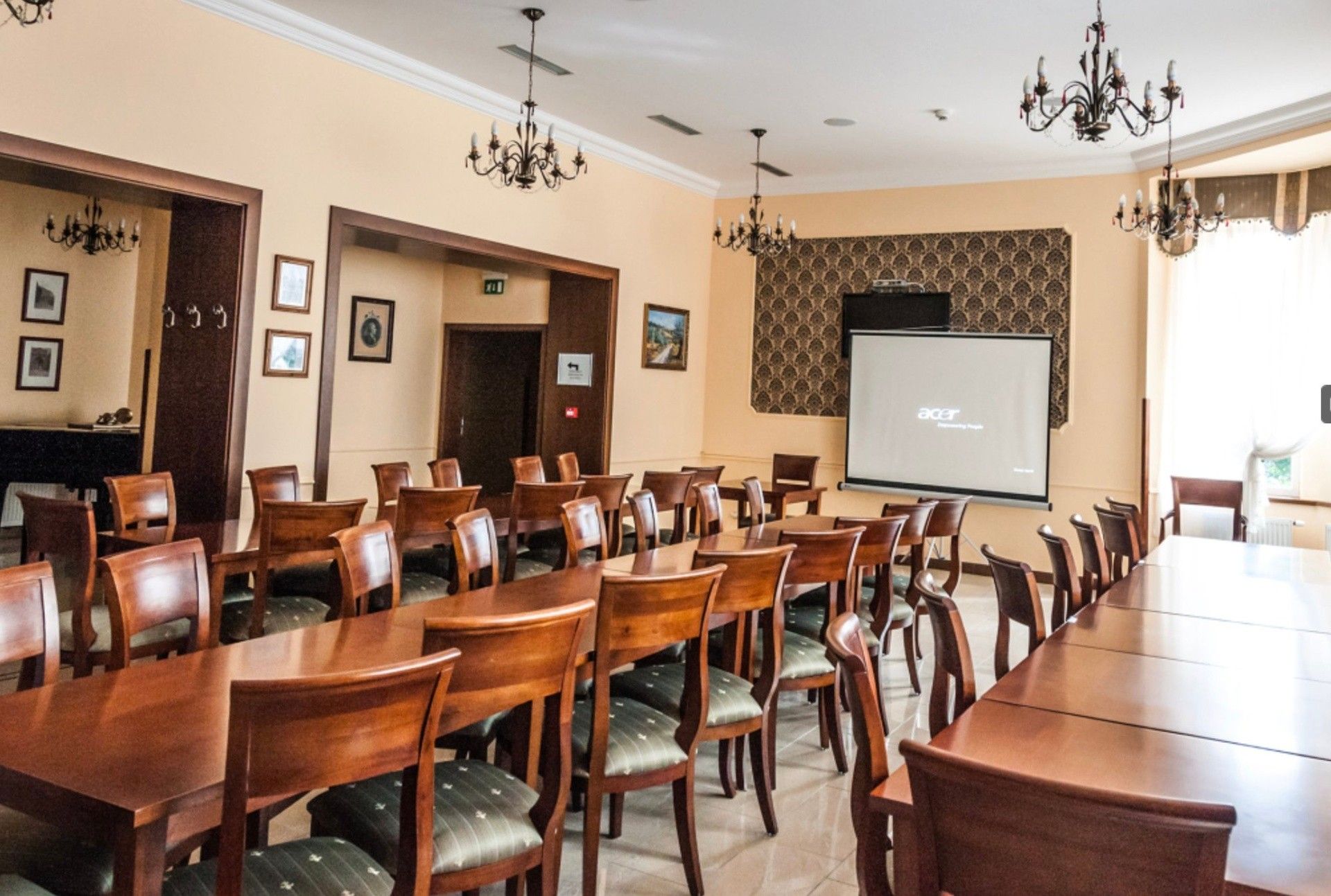 Prodej komerčního prostoru 1500 m² - foto 11