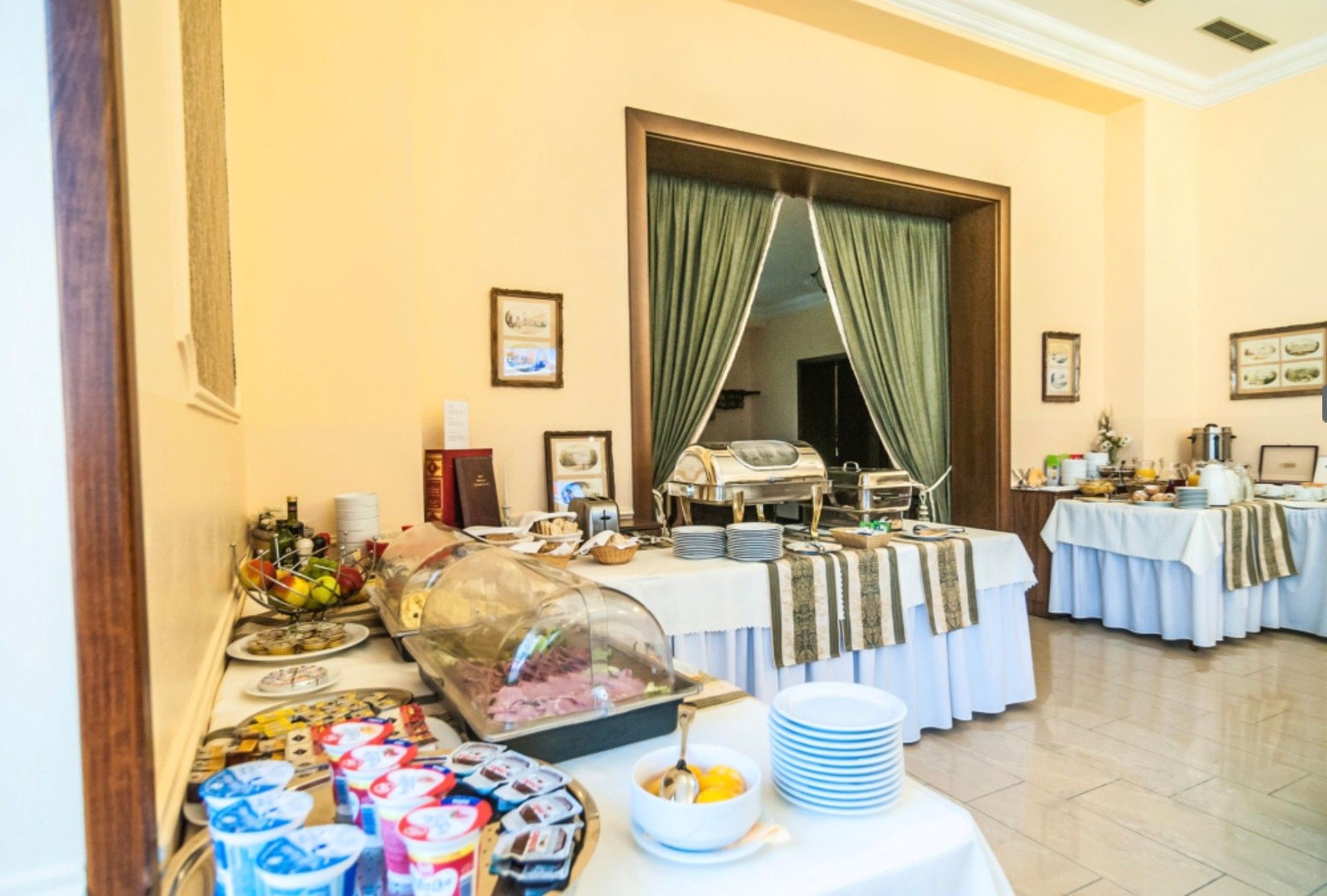 Prodej komerčního prostoru 1500 m² - foto 14
