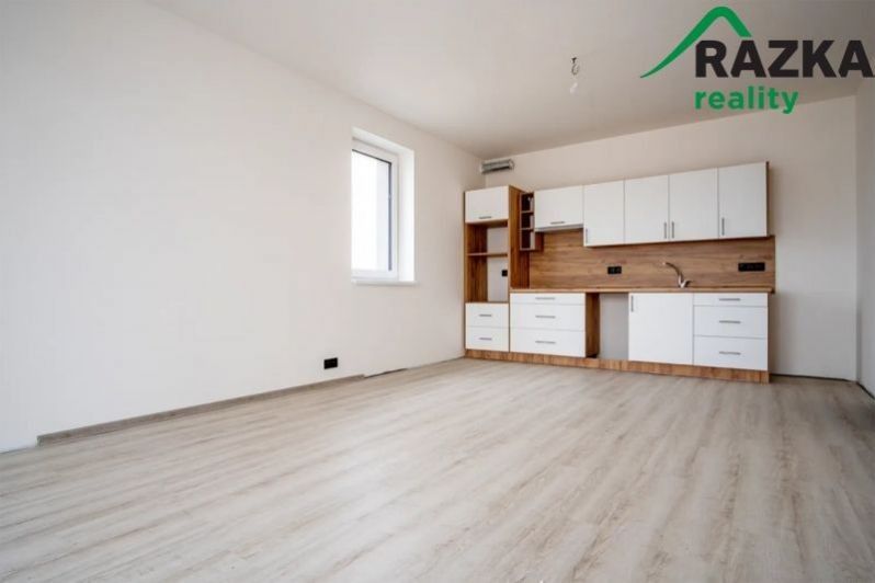 Prodej bytu 4+kk 80 m² - foto 6