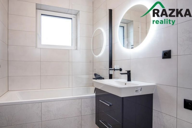 Prodej bytu 4+kk 80 m² - foto 10
