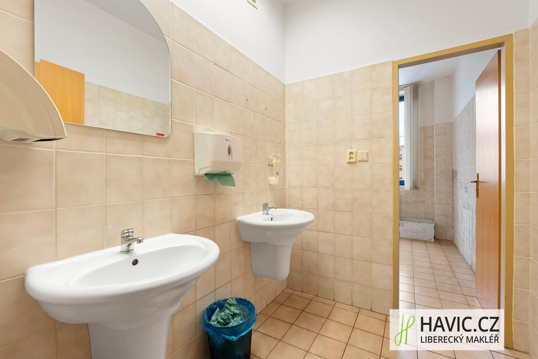 Pronájem komerčního prostoru 21 m² - foto 12