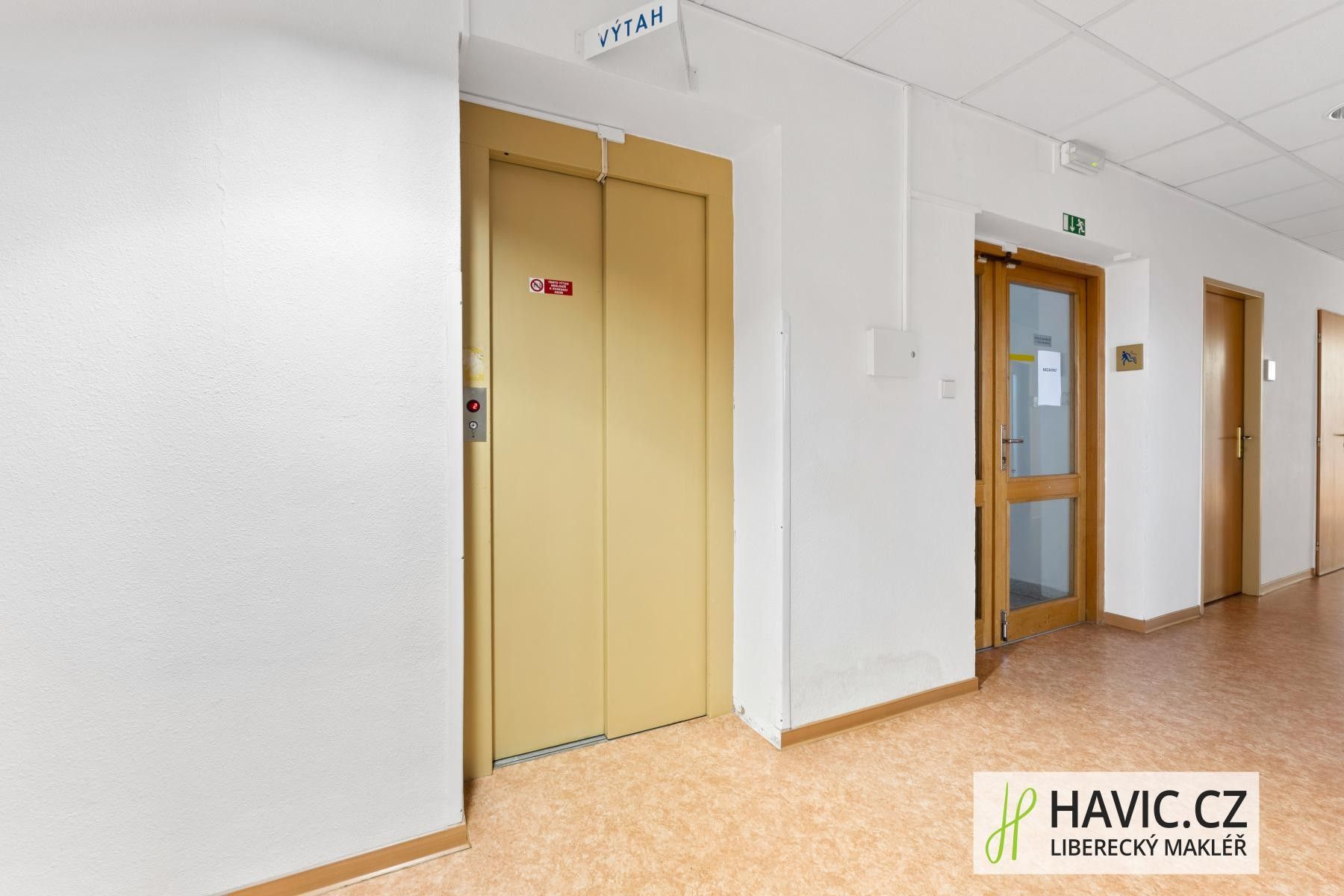 Pronájem komerčního prostoru 21 m² - foto 16