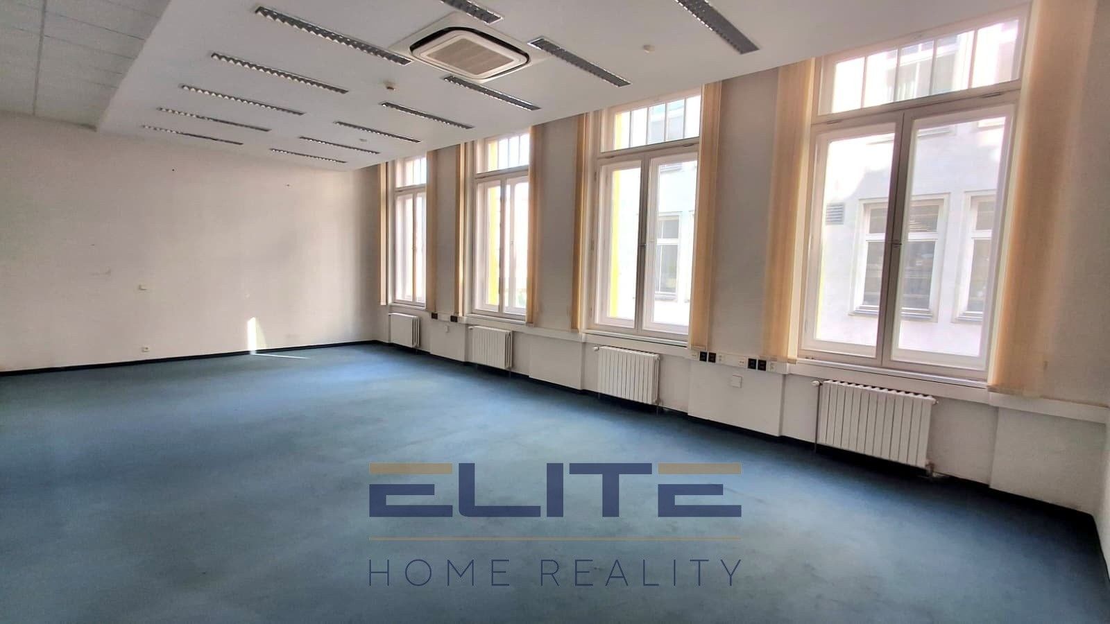 Pronájem komerčního prostoru 775 m² - foto 8