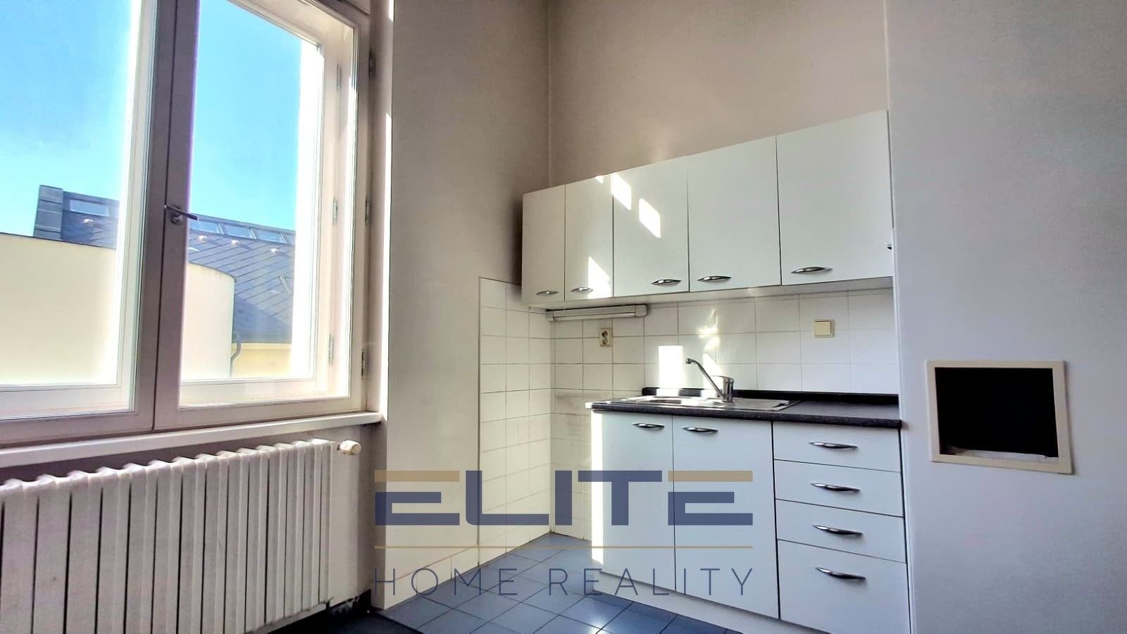 Pronájem komerčního prostoru 775 m² - foto 21