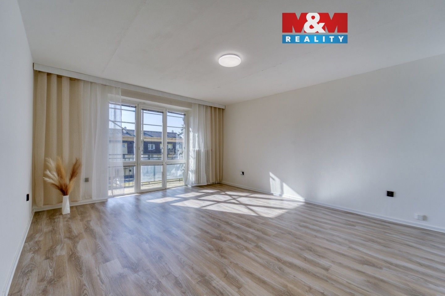 Prodej bytu 2+1 56 m² - foto 1