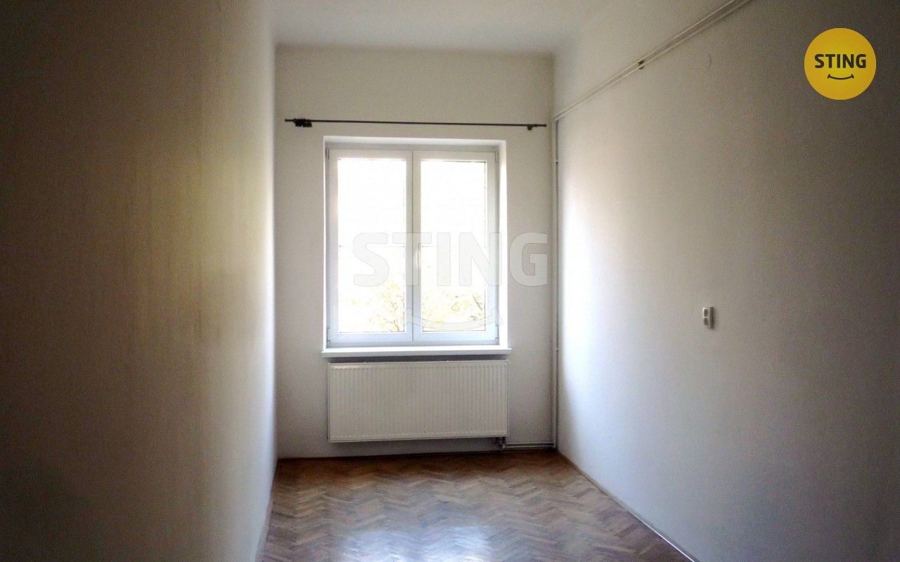 Pronájem bytu 2+1 84 m² - foto 6