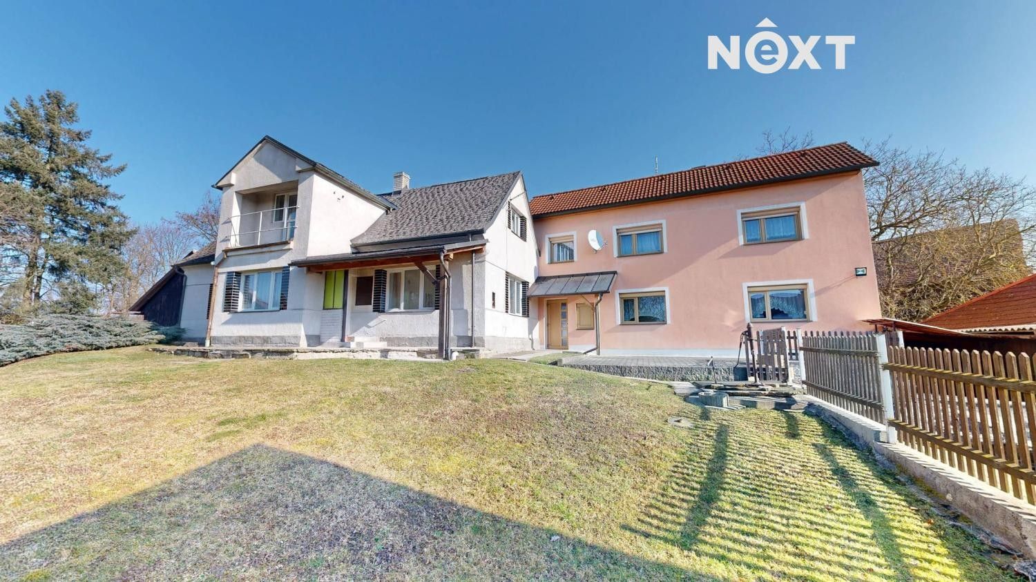 Prodej nemovitosti 250 m² - foto 3