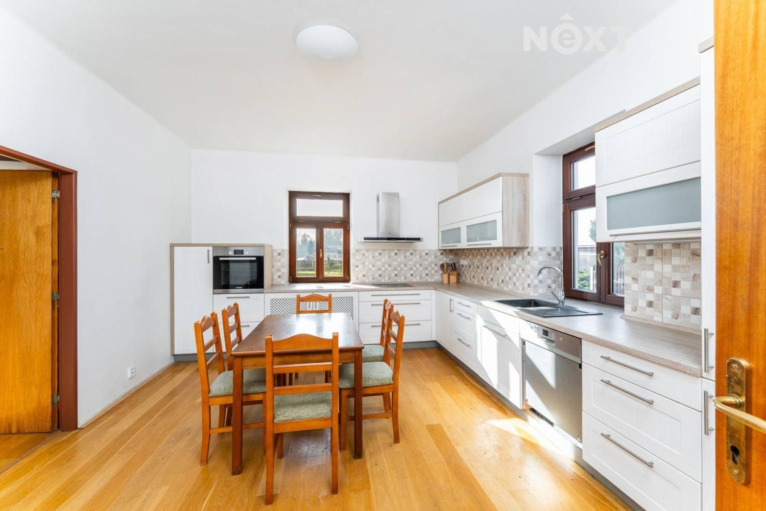 Prodej domu 380 m² - foto 3