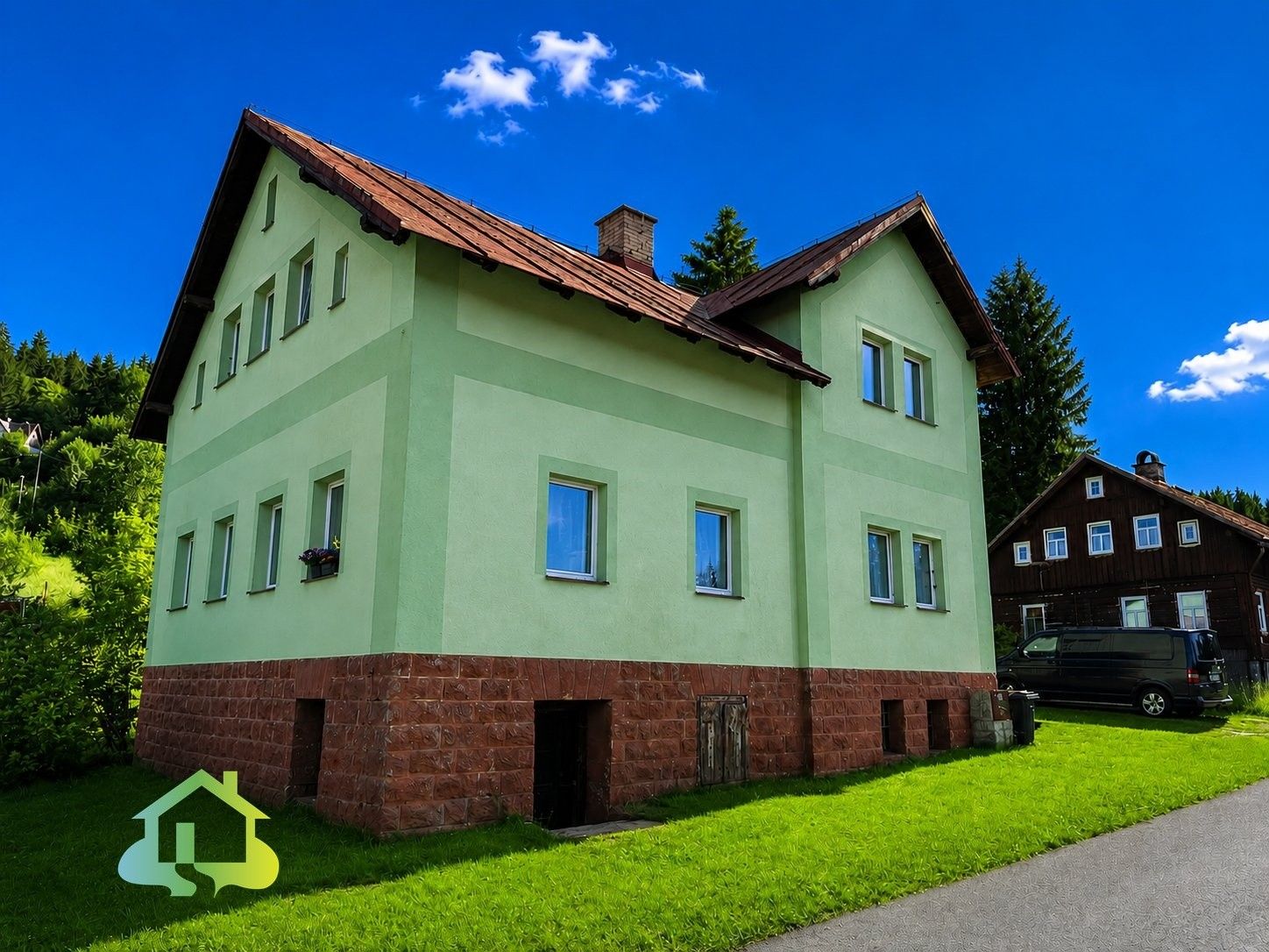 Prodej domu 235 m² - foto 1