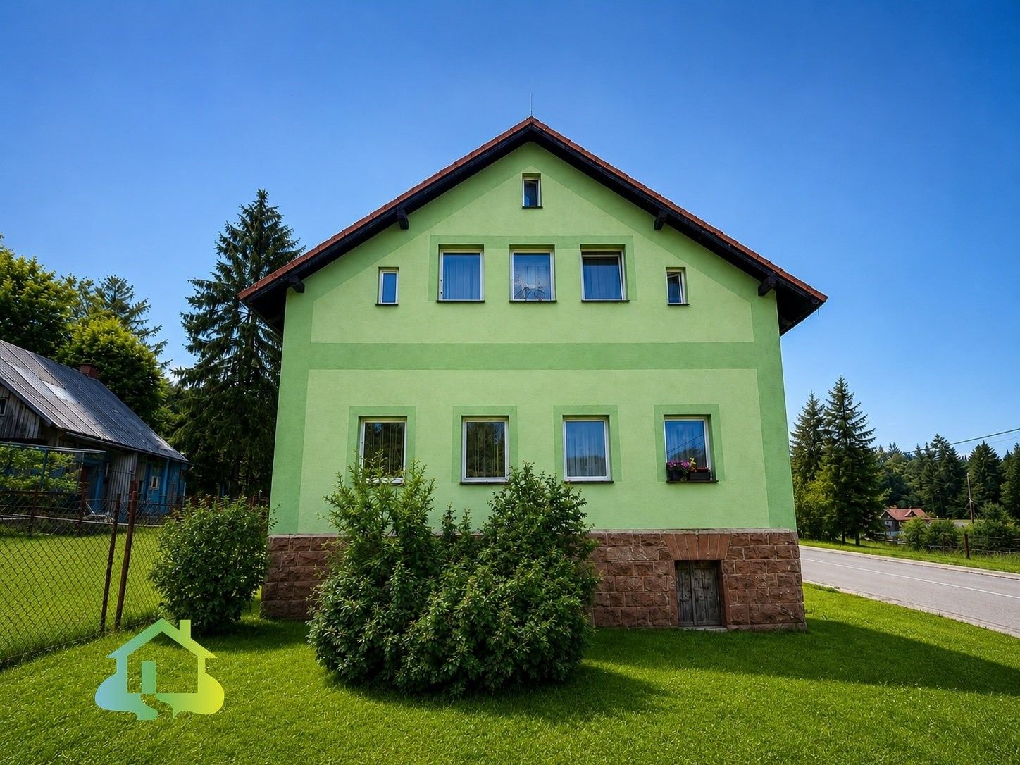 Prodej domu 235 m² - foto 2