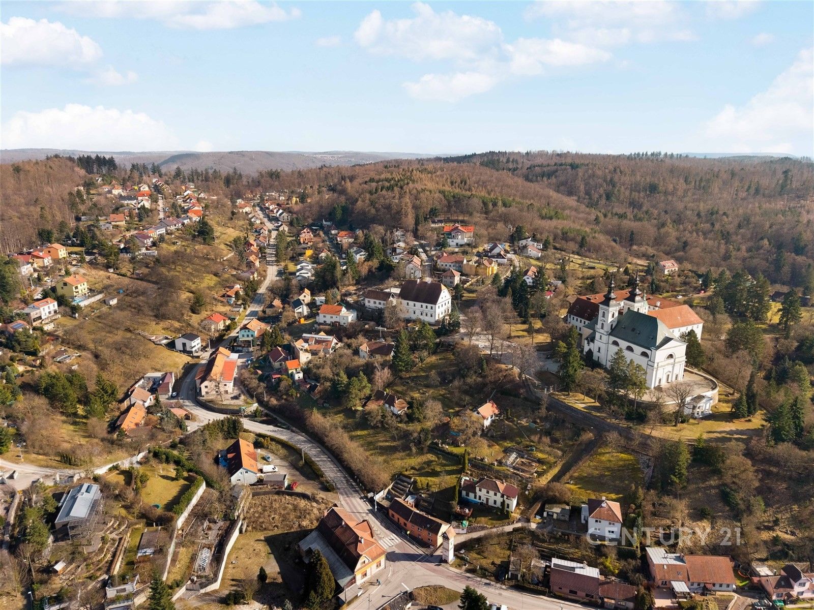 Prodej komerčního prostoru 930 m² - foto 10