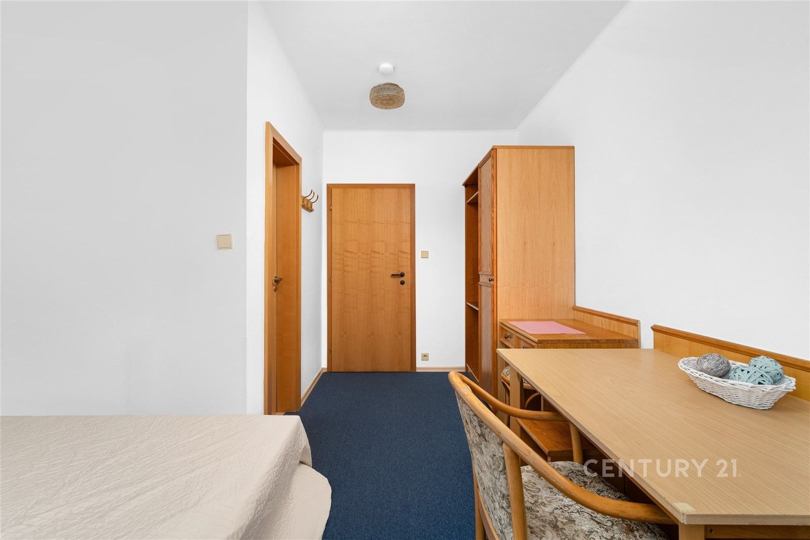Prodej komerčního prostoru 930 m² - foto 16