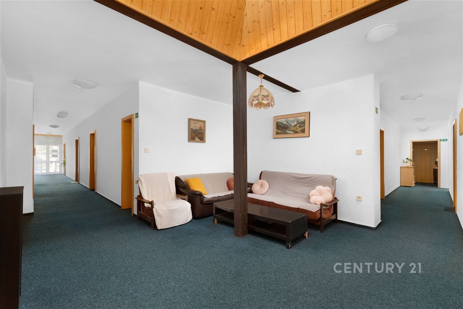 Prodej komerčního prostoru 930 m² - foto 17