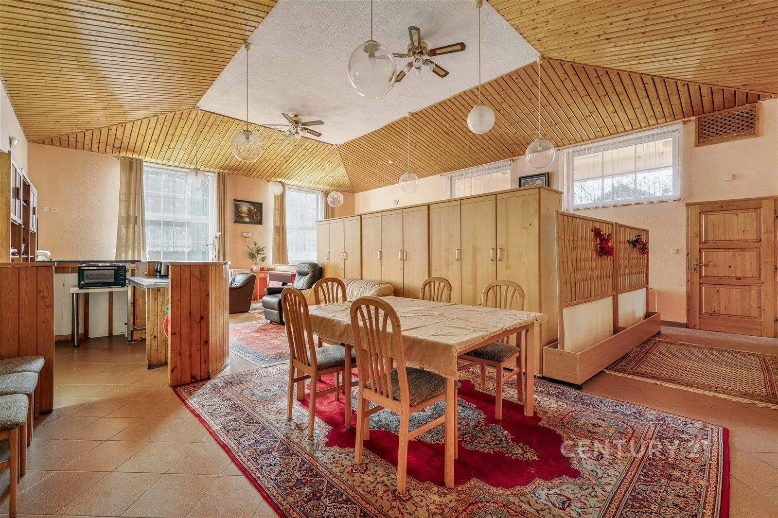 Prodej komerčního prostoru 930 m² - foto 22