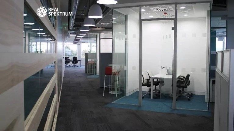 Pronájem komerčního prostoru 539 m² - foto 11