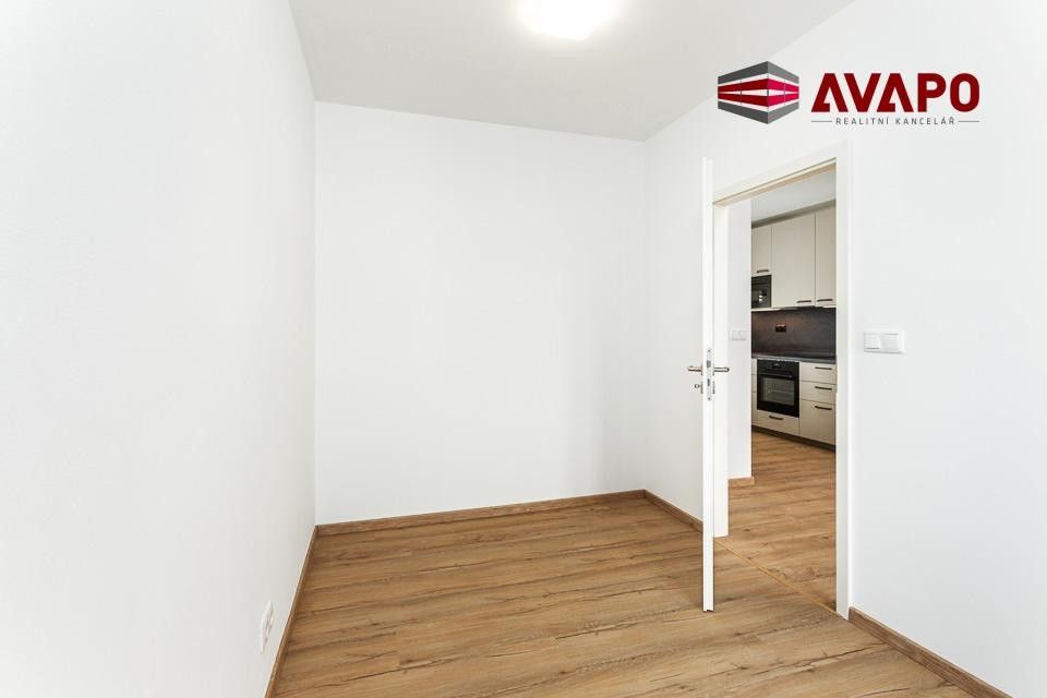 Pronájem bytu 1+1 37 m² - foto 7