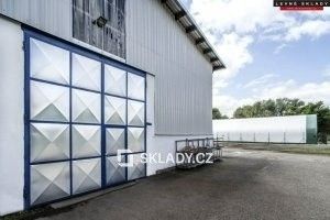 Pronájem komerčního prostoru 180 m² - foto 3
