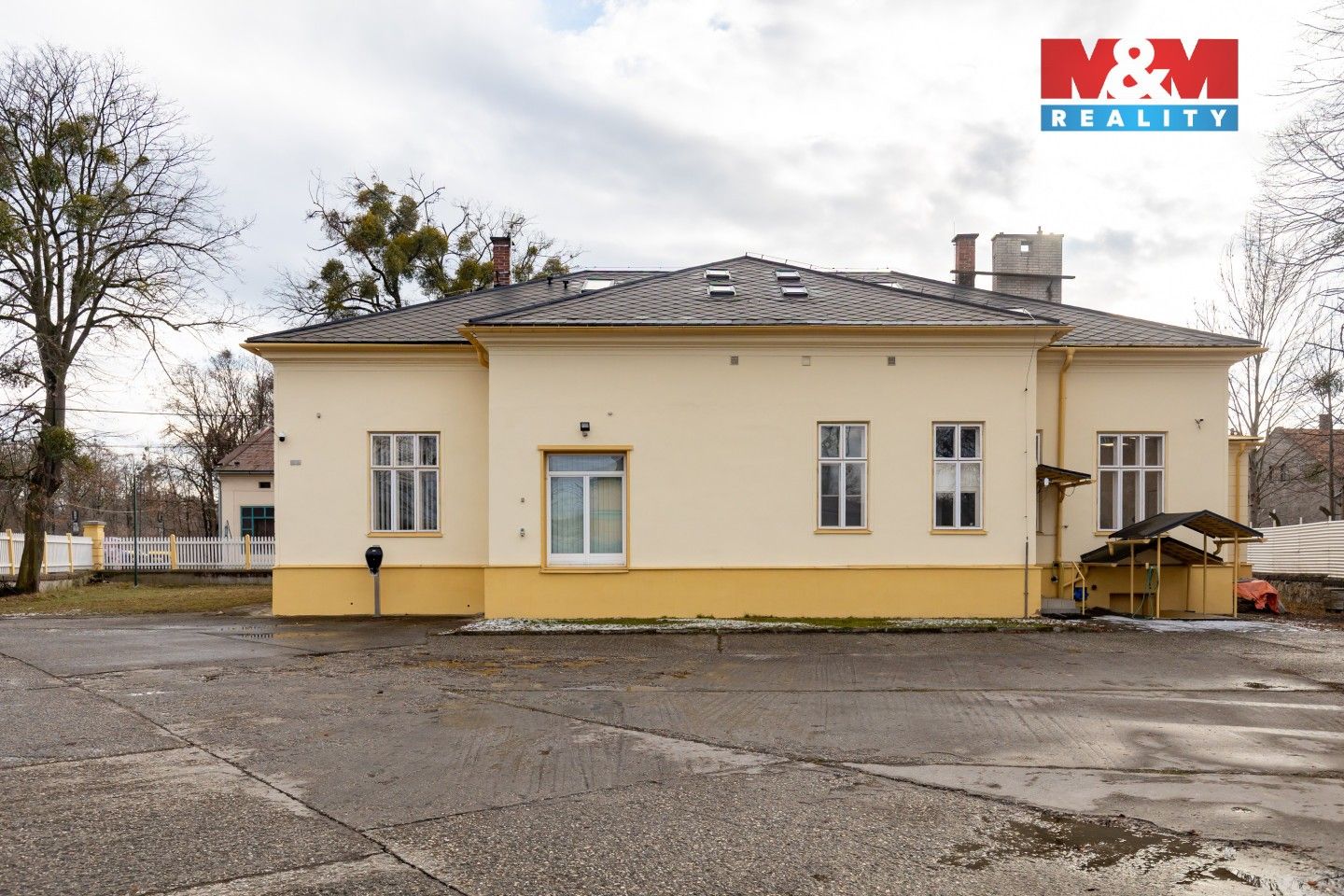 Prodej komerčního prostoru 455 m² - foto 3