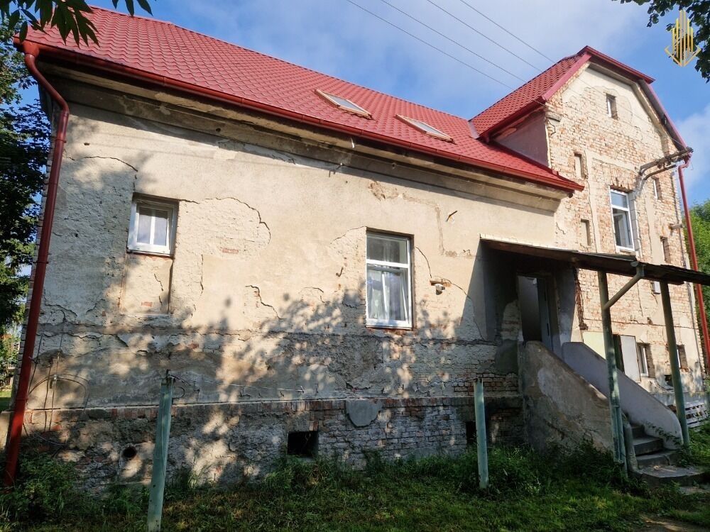 Prodej komerčního prostoru 700 m² - foto 2
