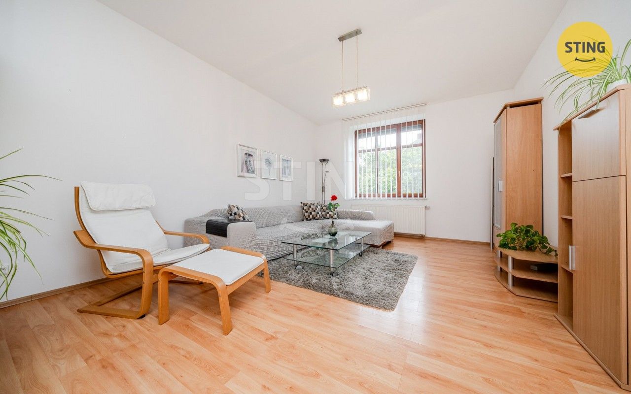 Pronájem bytu 3+1 102 m² - foto 11