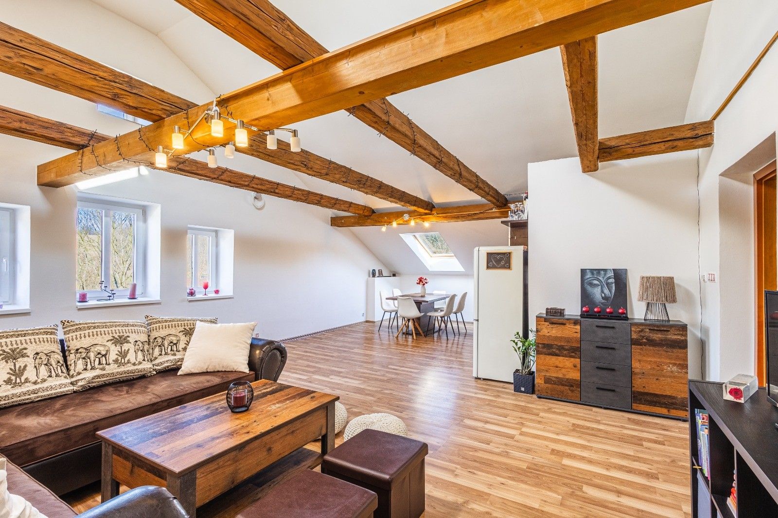 Prodej bytu 83 m² - foto 2