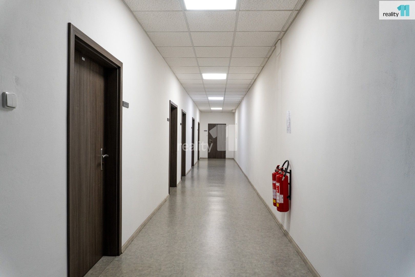 Pronájem komerčního prostoru 100 m² - foto 5