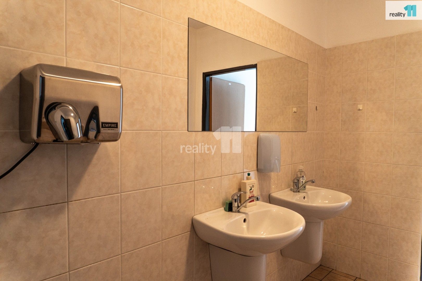 Pronájem komerčního prostoru 14 m² - foto 5