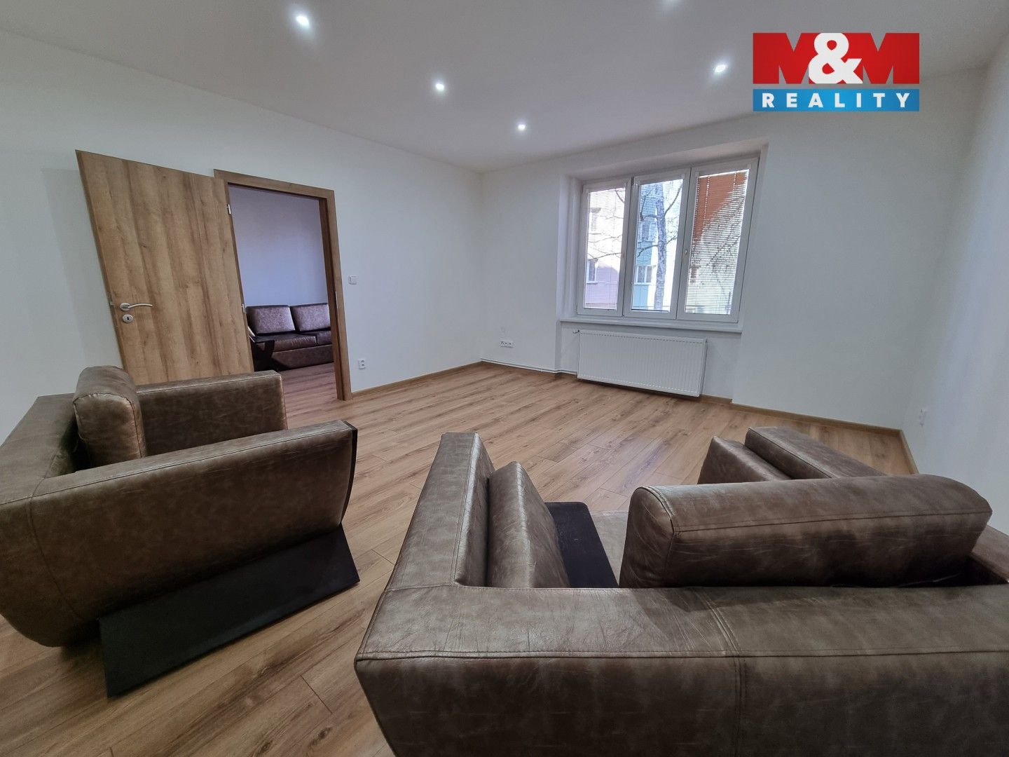 Pronájem bytu 1+1 60 m² - foto 8