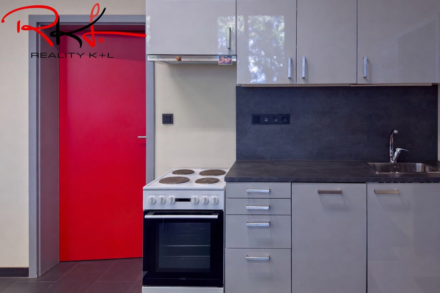 Pronájem komerčního prostoru 198 m² - foto 7