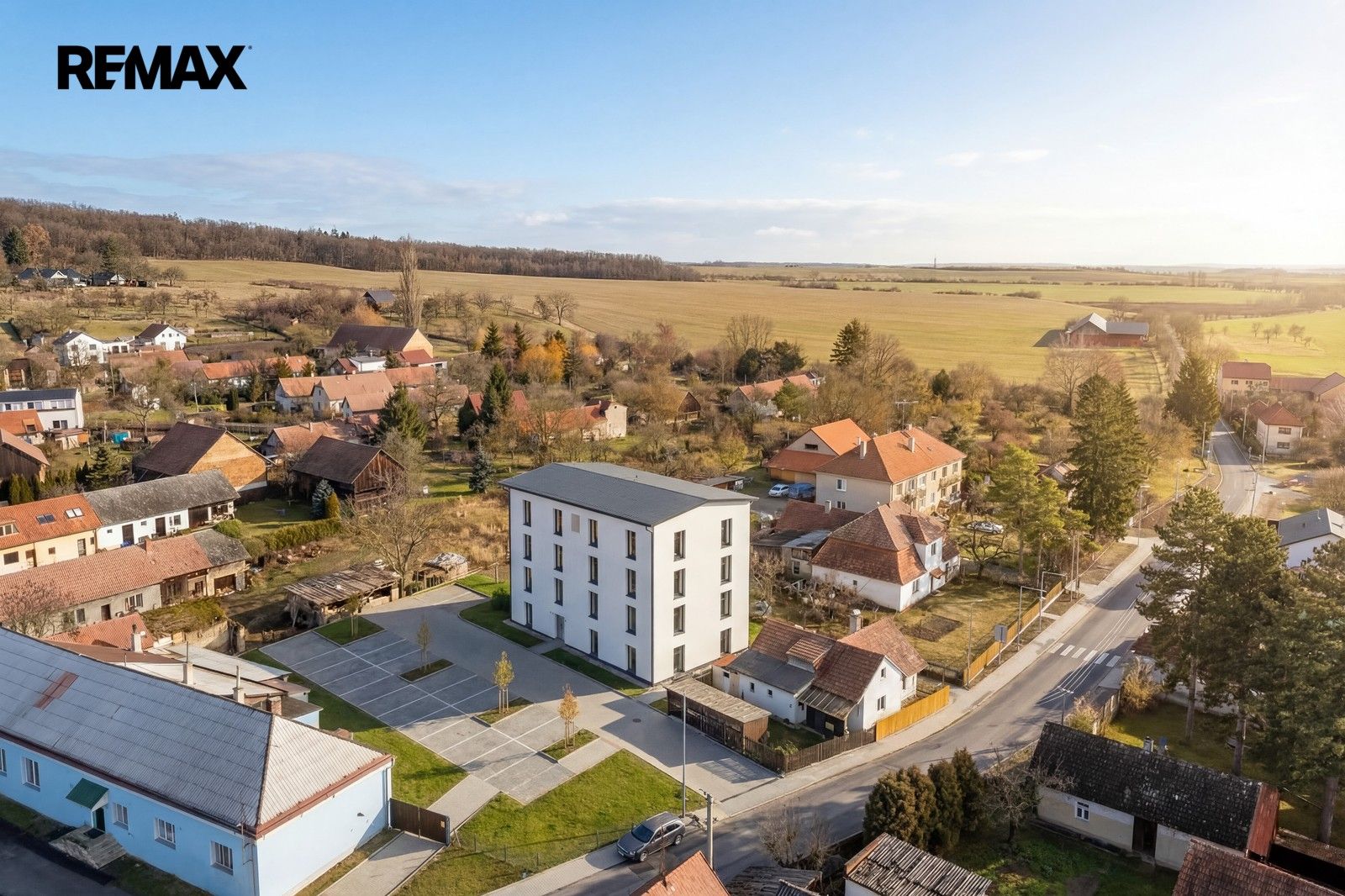 Prodej bytu 2+kk 52 m² - foto 2