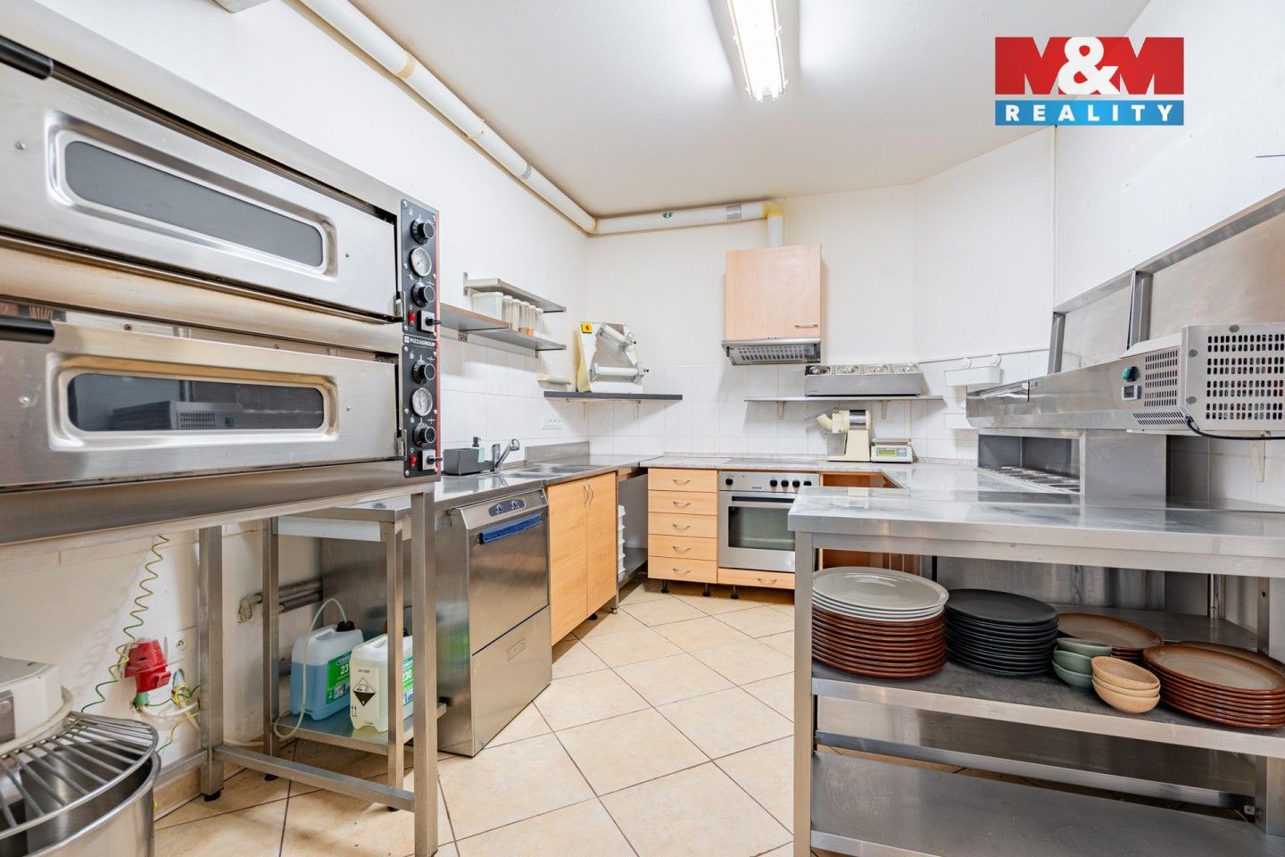 Pronájem komerčního prostoru 91 m² - foto 9