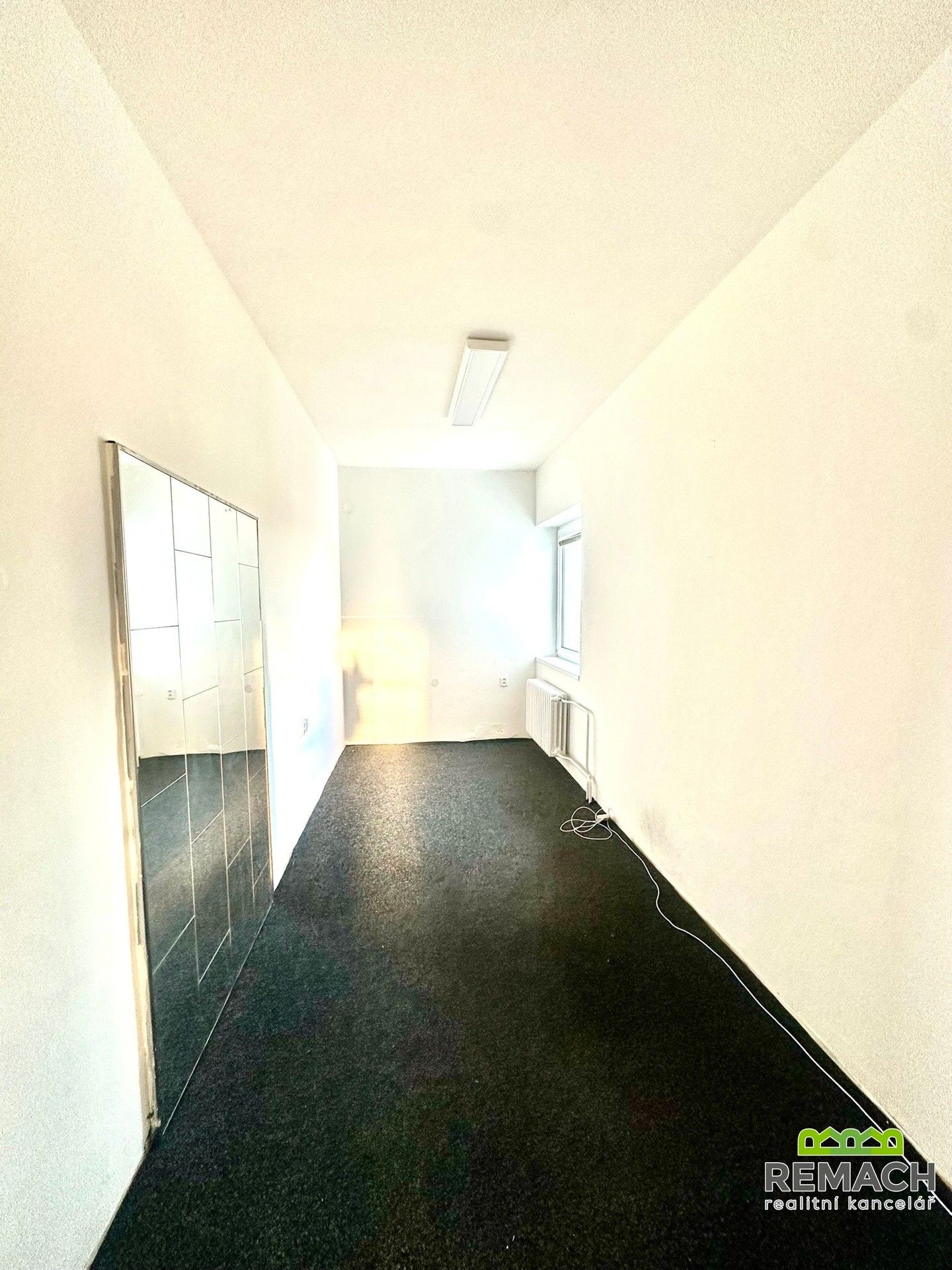 Pronájem komerčního prostoru 57 m² - foto 6