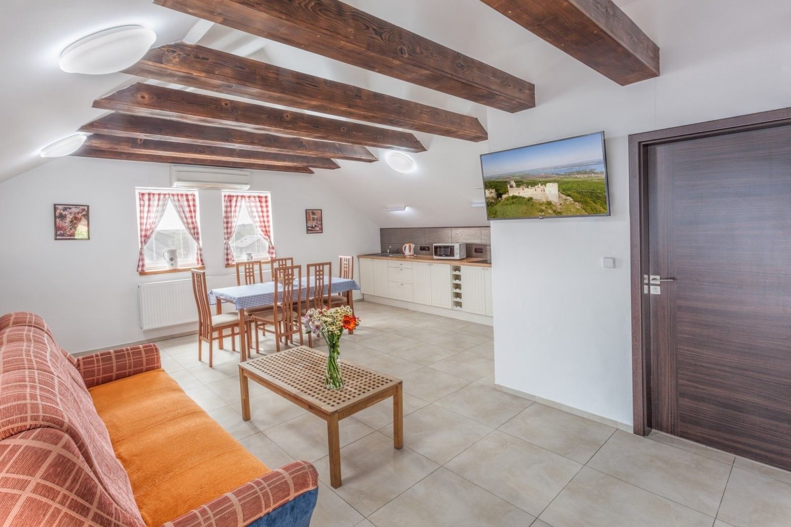 Prodej domu 144 m² - foto 28