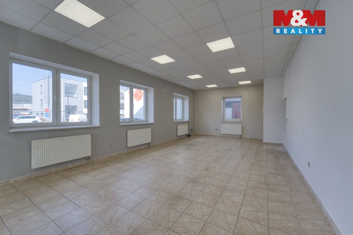 Pronájem komerčního prostoru 64 m² - foto 3