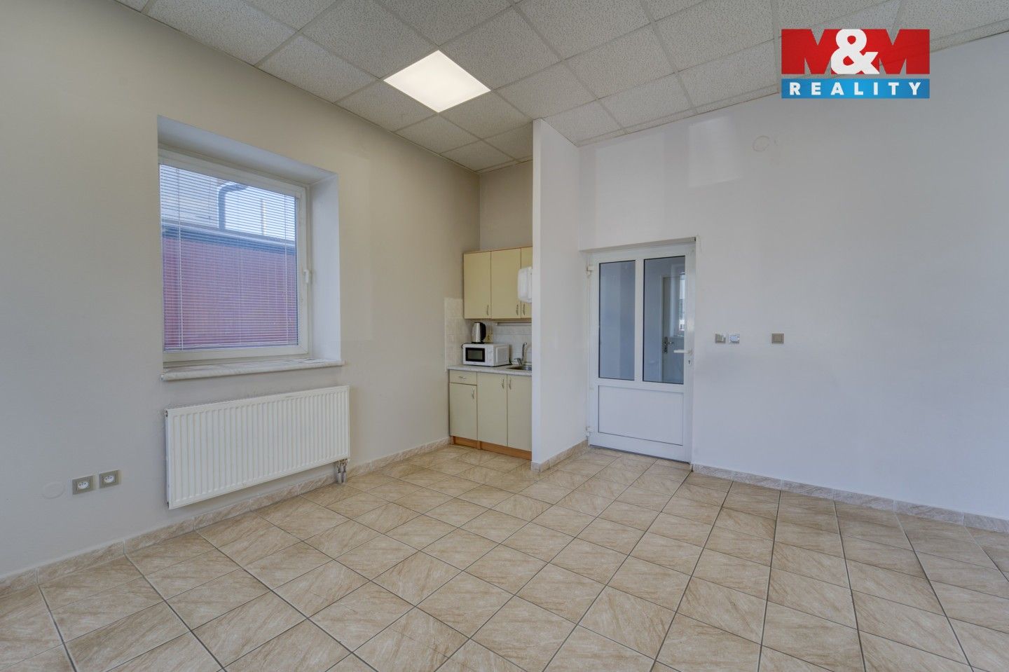 Pronájem komerčního prostoru 64 m² - foto 5