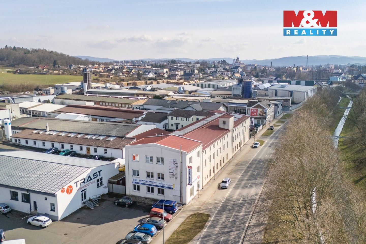 Pronájem komerčního prostoru 64 m² - foto 17