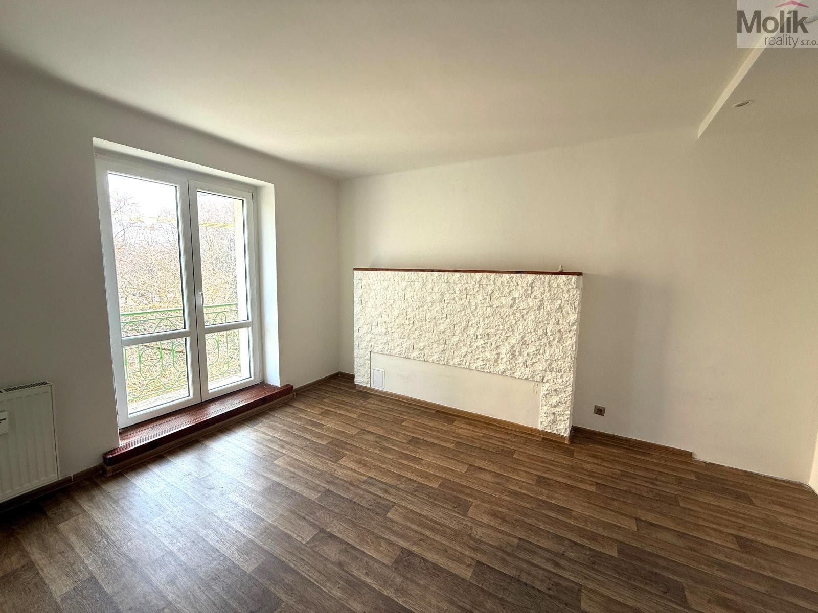 Pronájem bytu 2+1 59 m² - foto 7