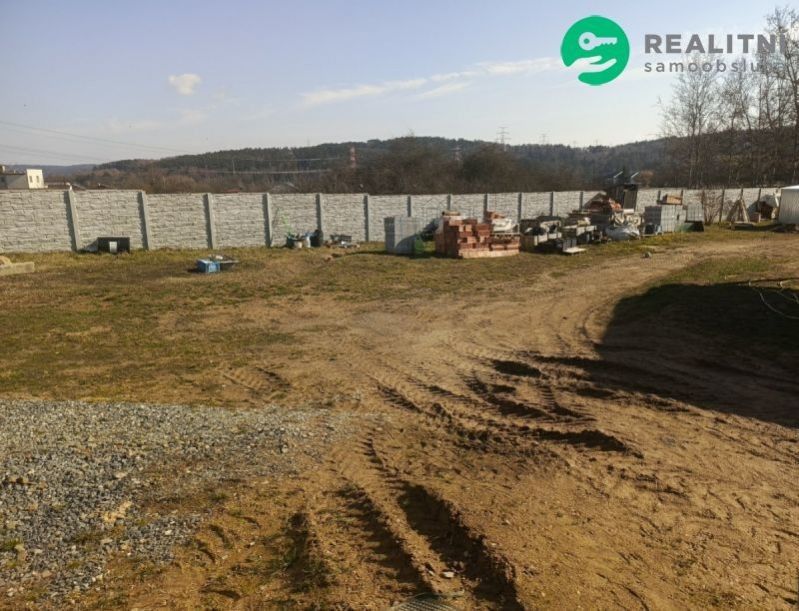 Prodej pozemku 698 m² - foto 4