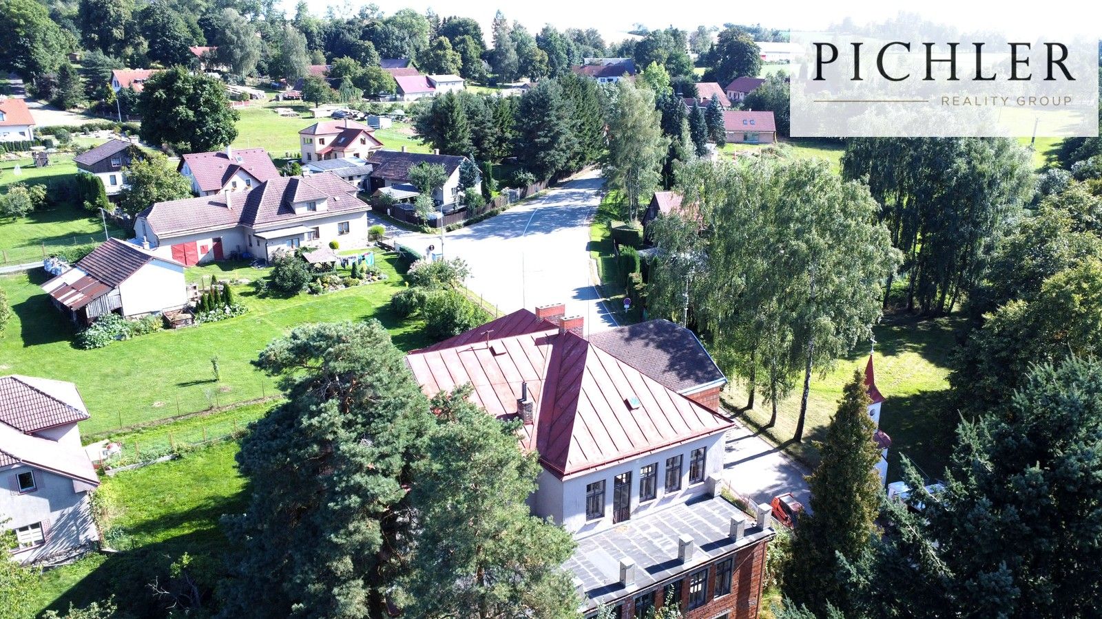 Prodej komerčního prostoru 940 m² - foto 3