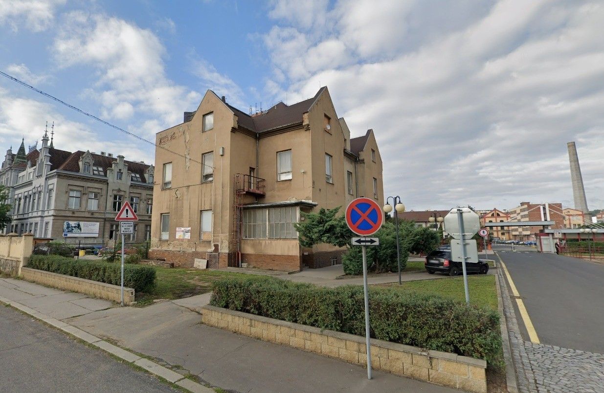 Prodej komerčního prostoru 1000 m² - foto 3