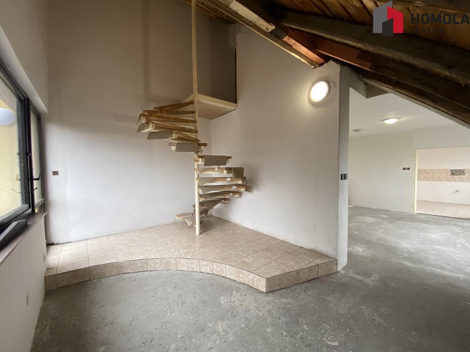 Prodej komerčního prostoru 220 m² - foto 24