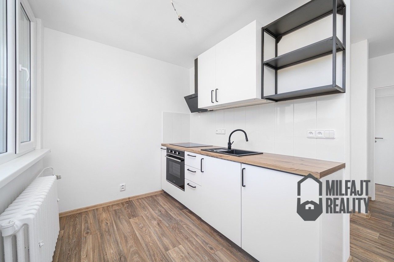 Prodej bytu 2+1 49 m² - foto 2