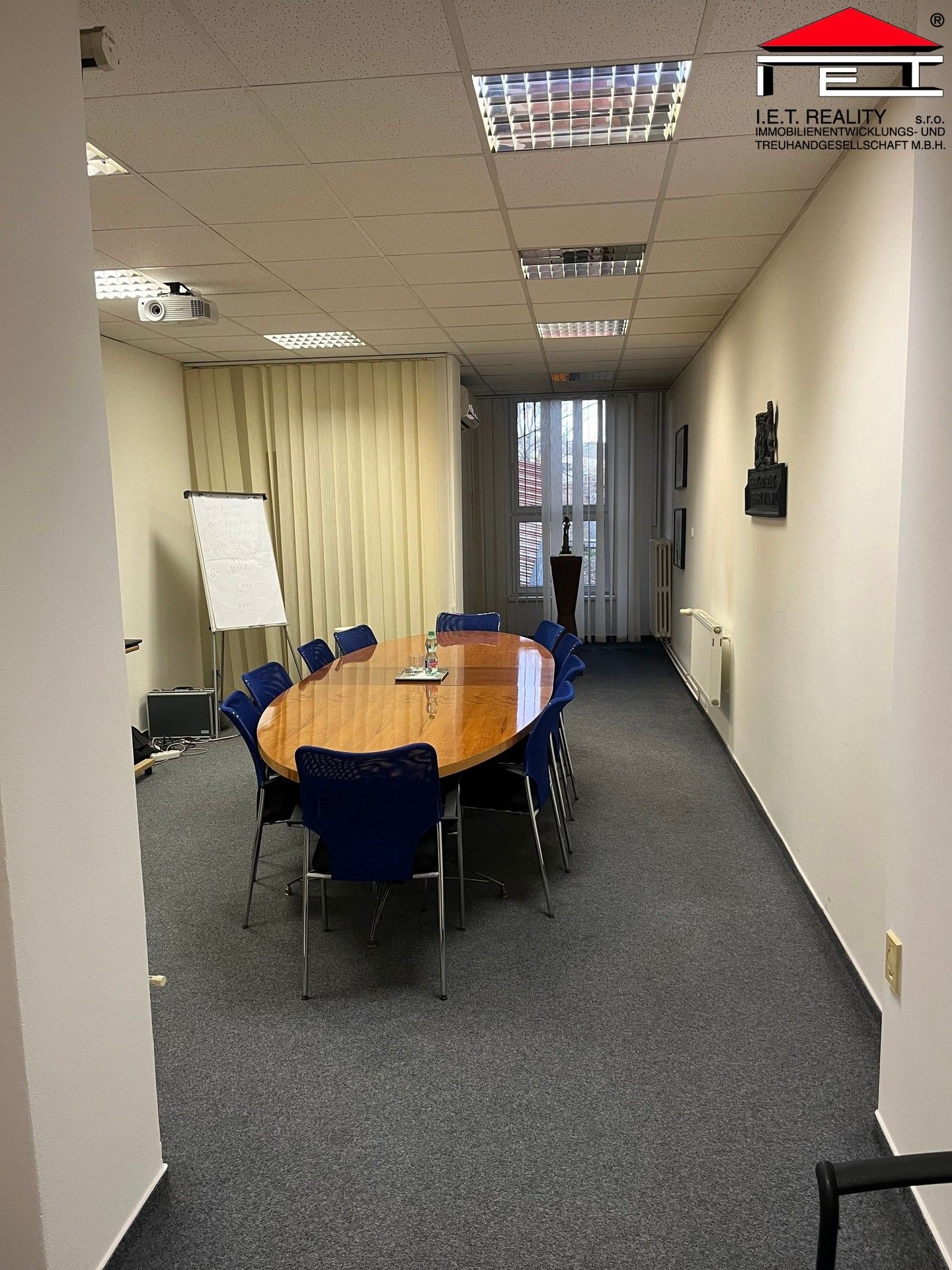Pronájem komerčního prostoru 785 m² - foto 5