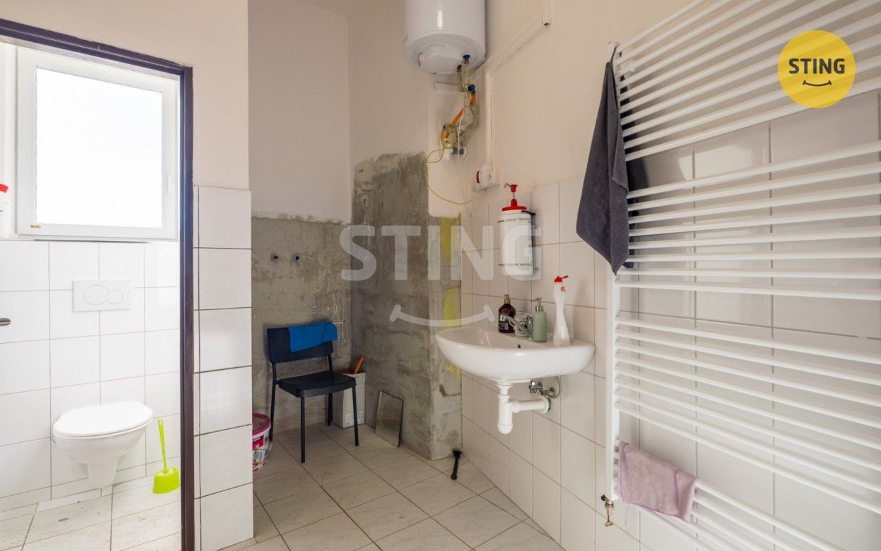 Prodej nemovitosti 1100 m² - foto 10