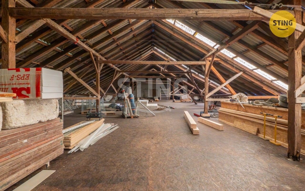 Prodej nemovitosti 1100 m² - foto 23