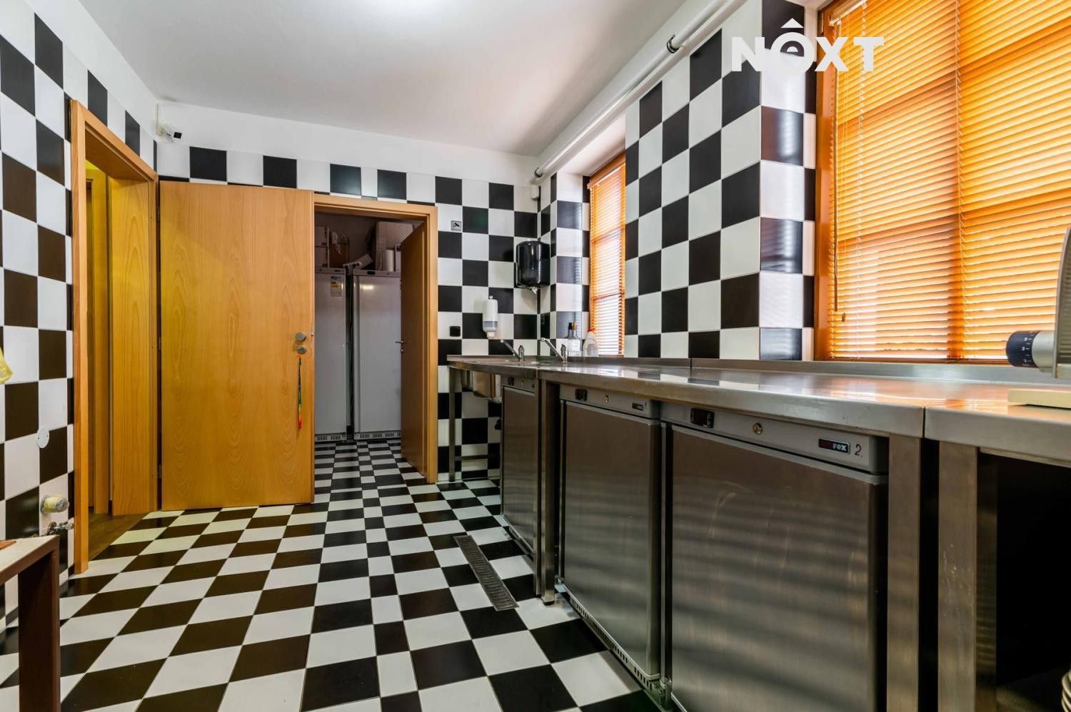 Prodej nemovitosti 538 m² - foto 24