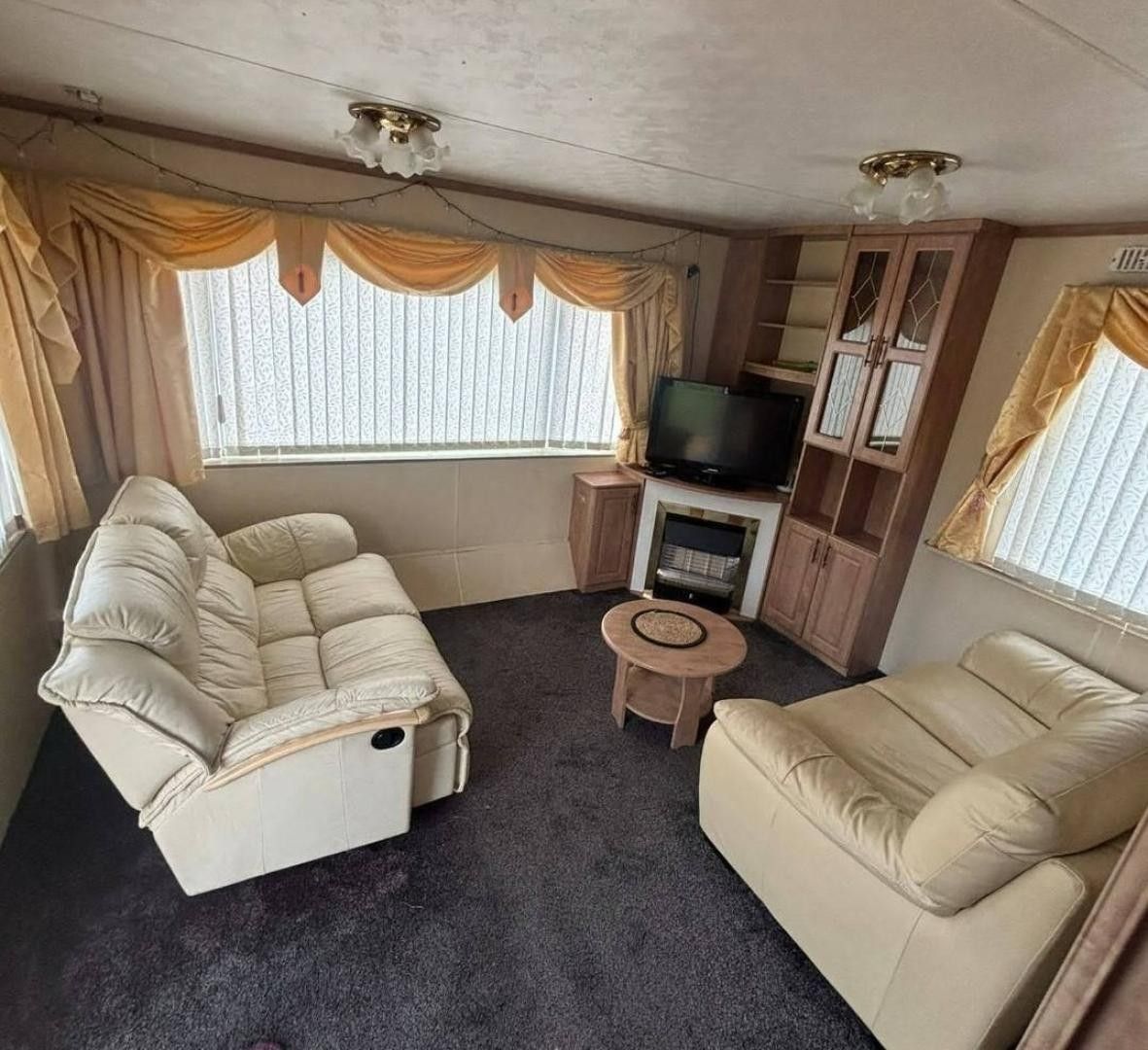 Prodej nemovitosti 40 m² - foto 2