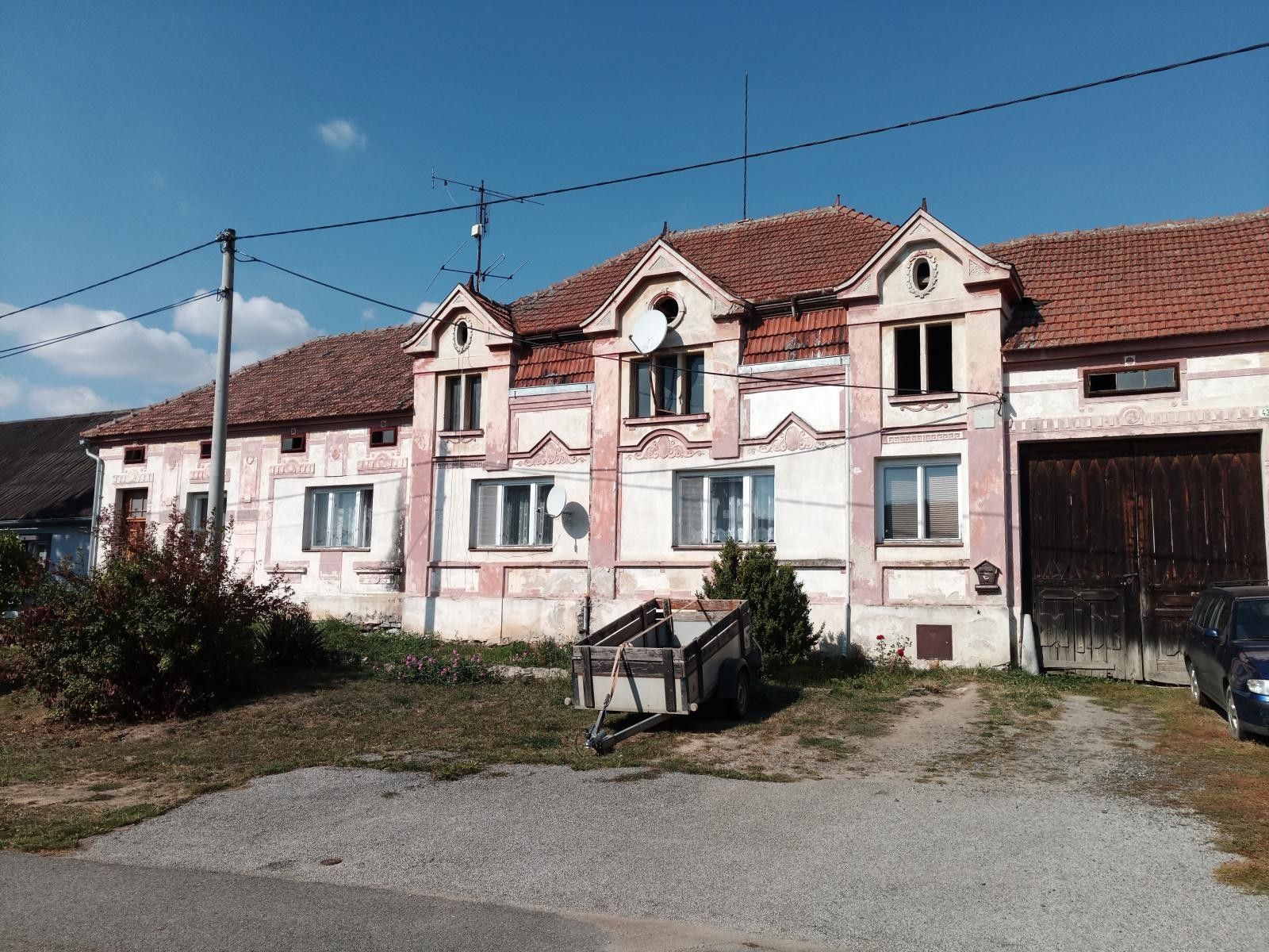 Prodej domu 100 m² - foto 1
